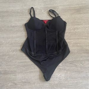 Guess bodysuit